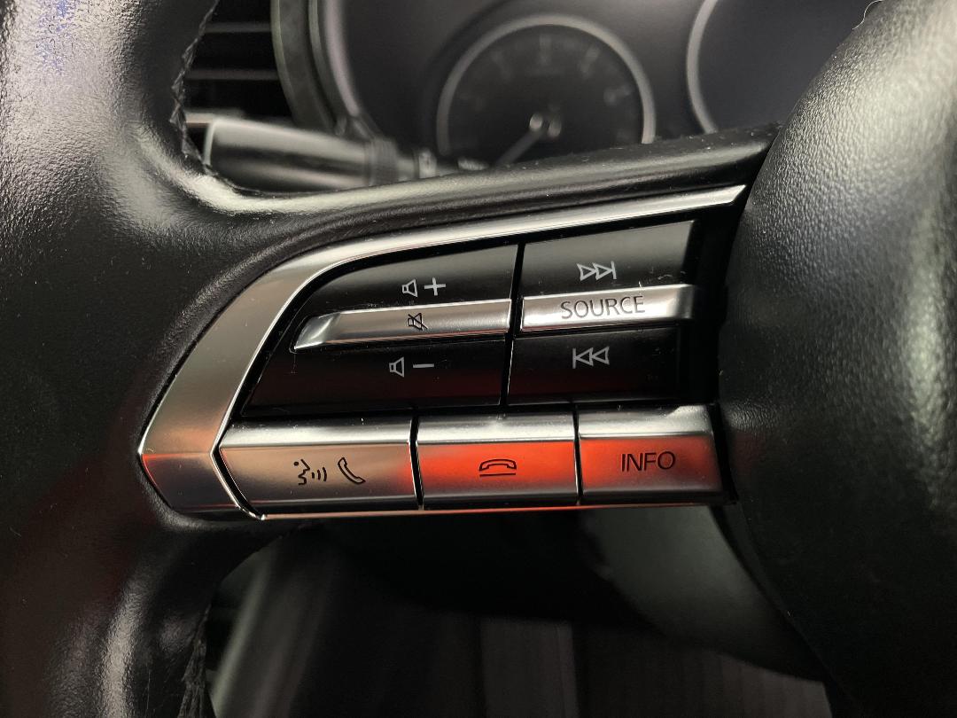 Photo '25' of Mazda Mazda3