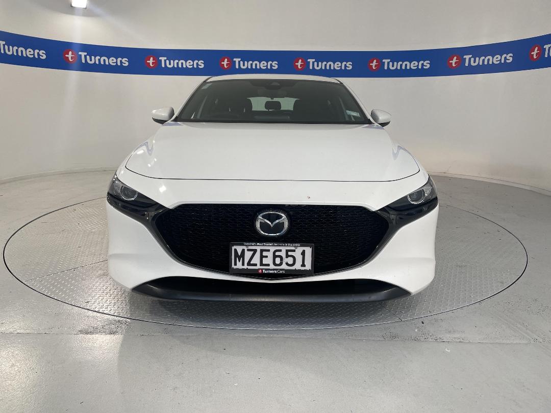 Photo '2' of Mazda Mazda3