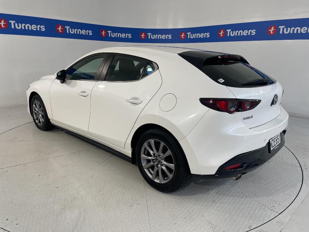 Photo '5' of Mazda Mazda3