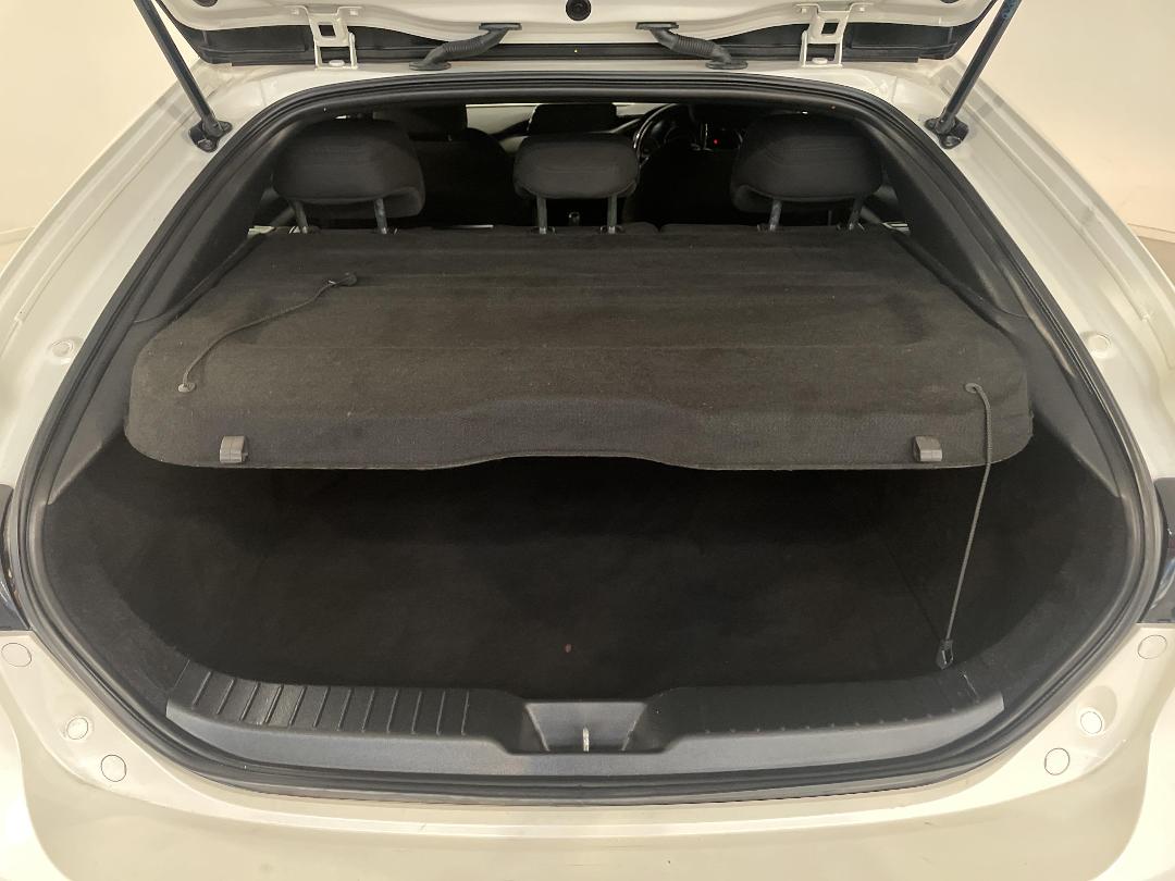 Photo '14' of Mazda Mazda3