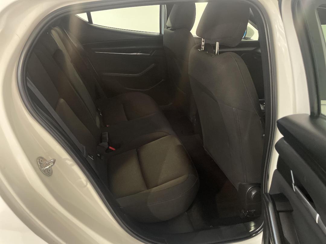 Photo '20' of Mazda Mazda3