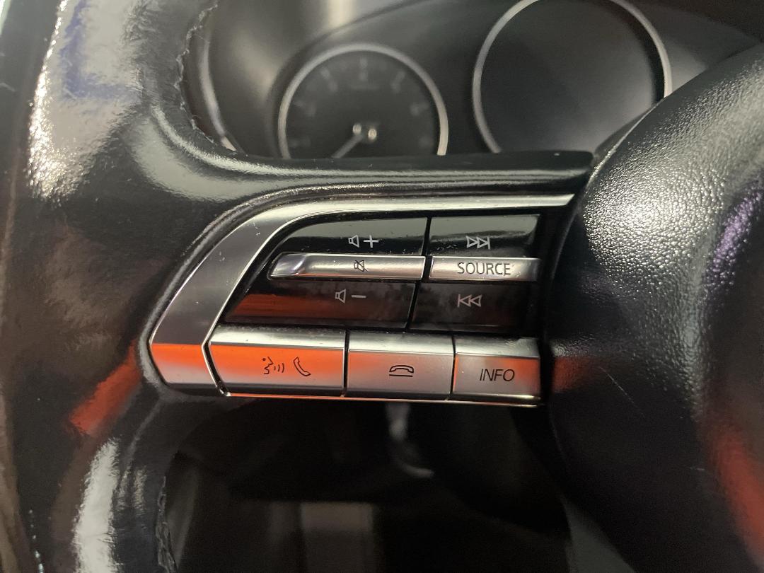 Photo '27' of Mazda Mazda3