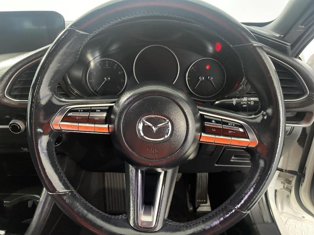 Photo '28' of Mazda Mazda3