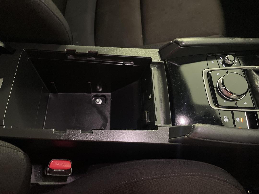 Photo '33' of Mazda Mazda3