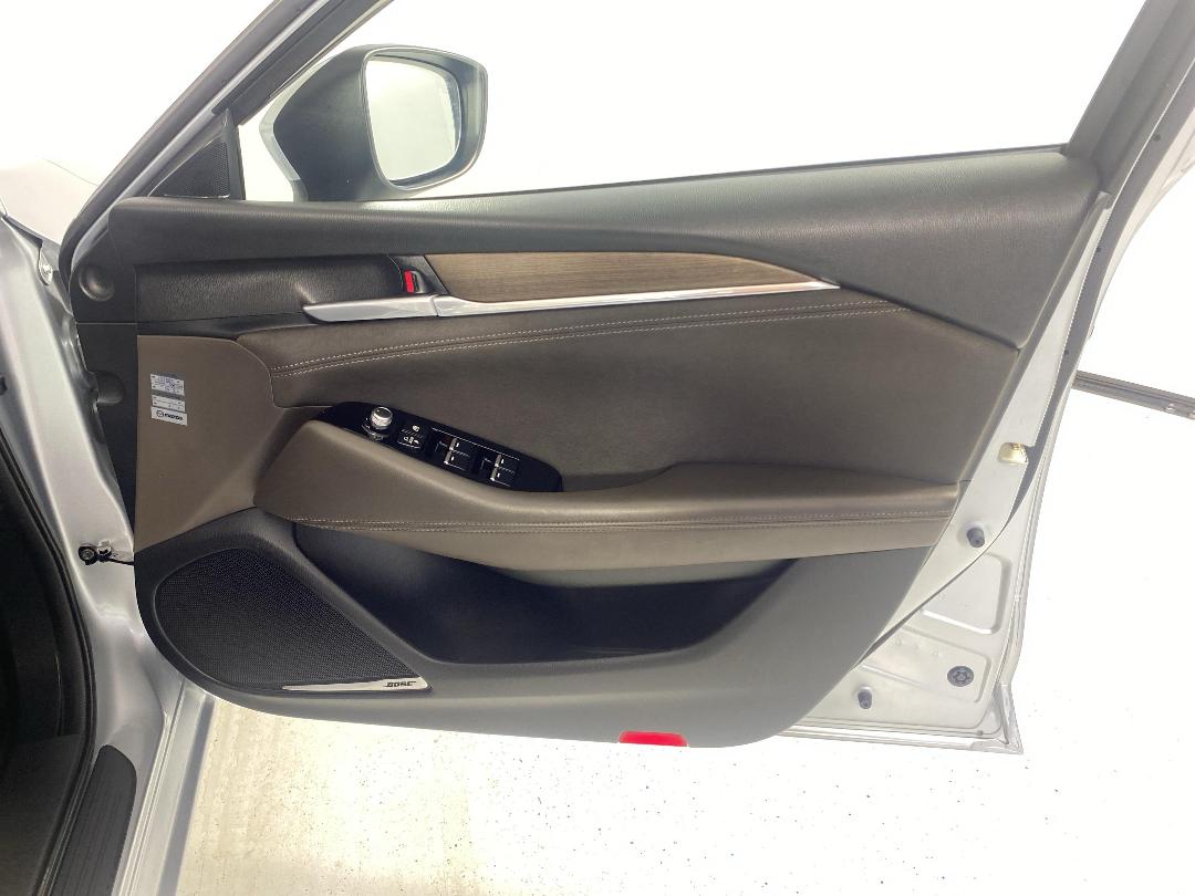 Photo '15' of Mazda Mazda6