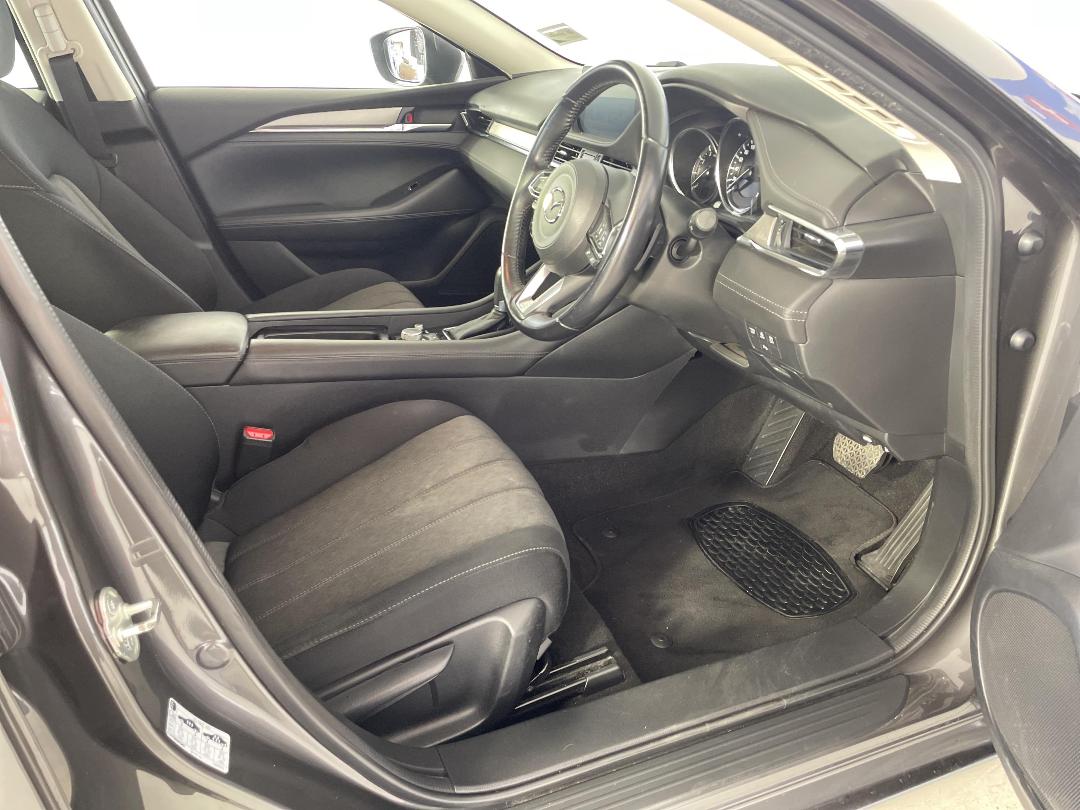 Photo '16' of Mazda Mazda6