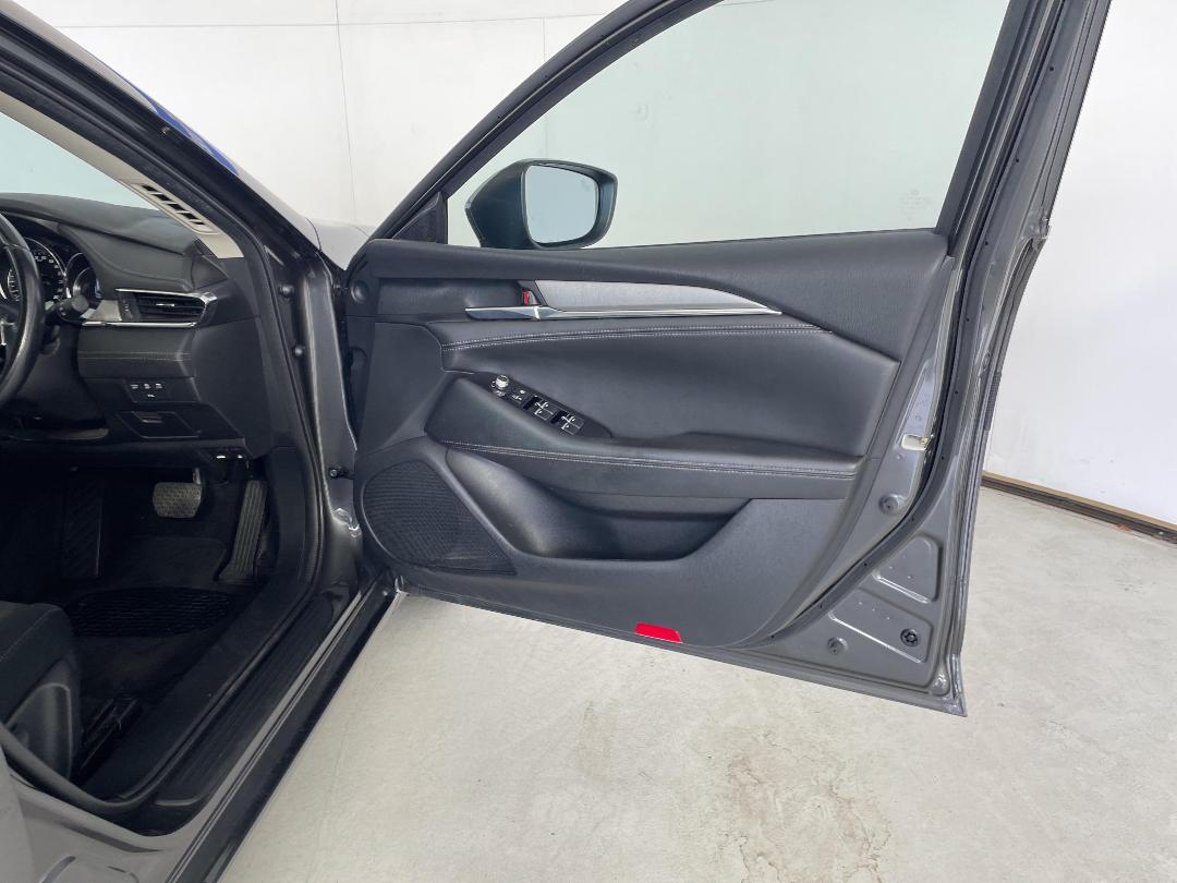 Photo '15' of Mazda Mazda6