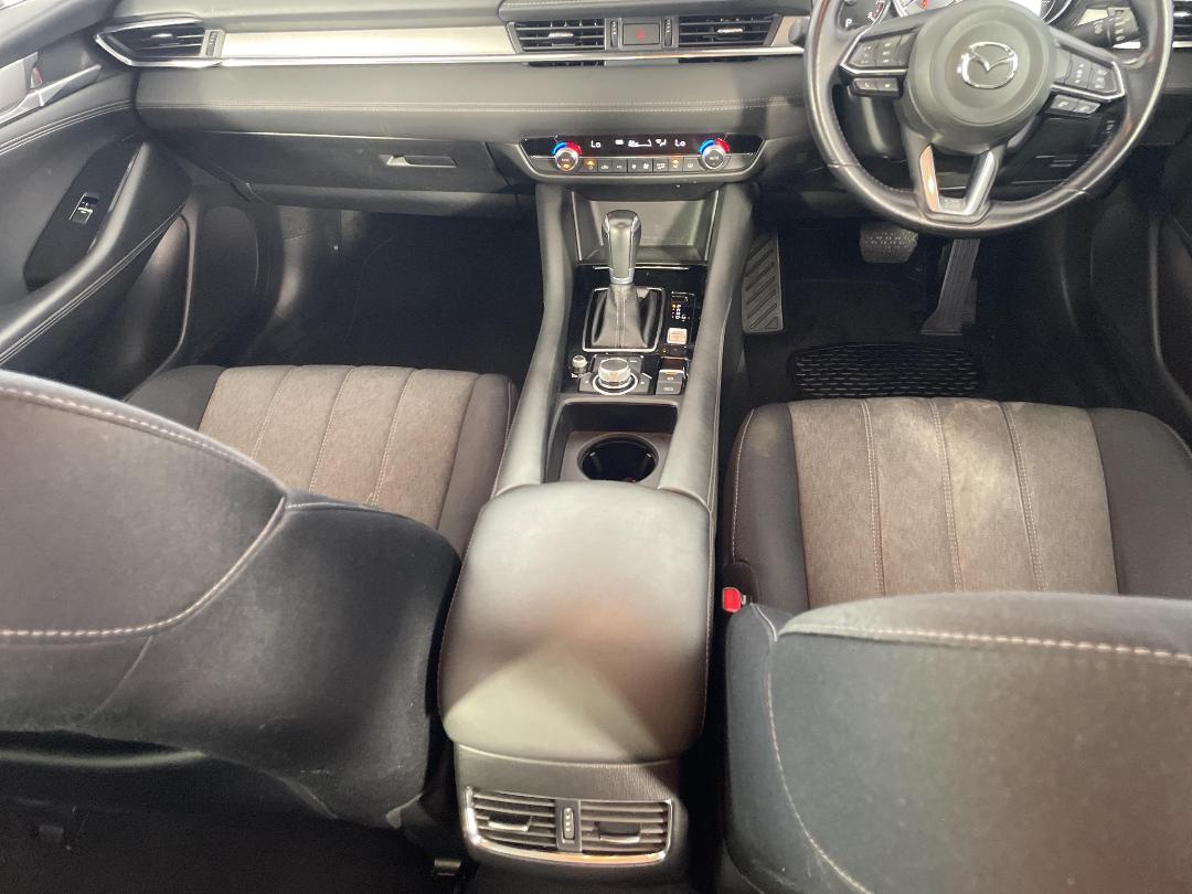 Photo '18' of Mazda Mazda6