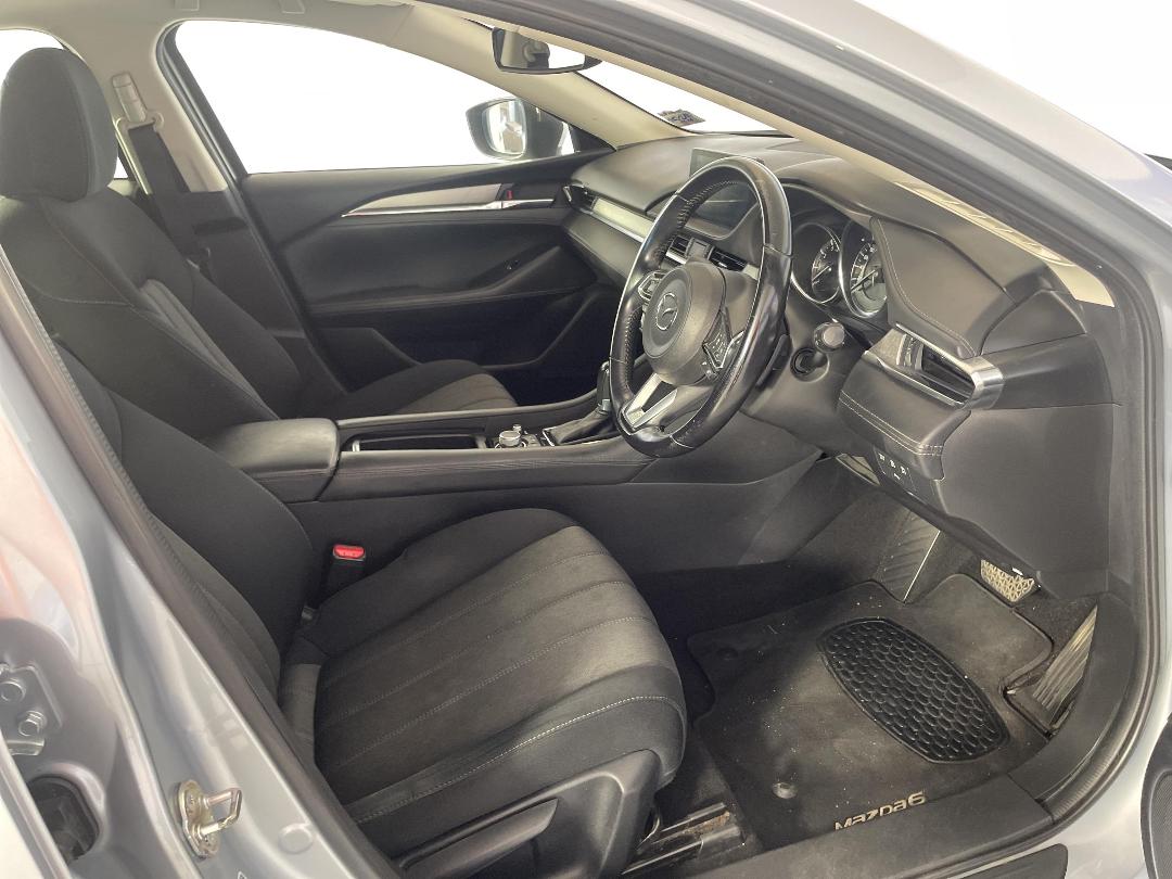 Photo '16' of Mazda Mazda6