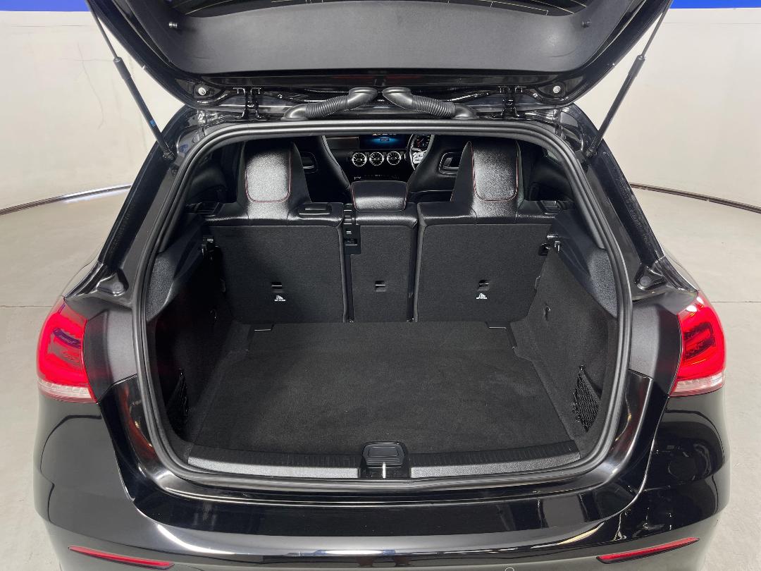 Photo '14' of Mercedes-Benz A180