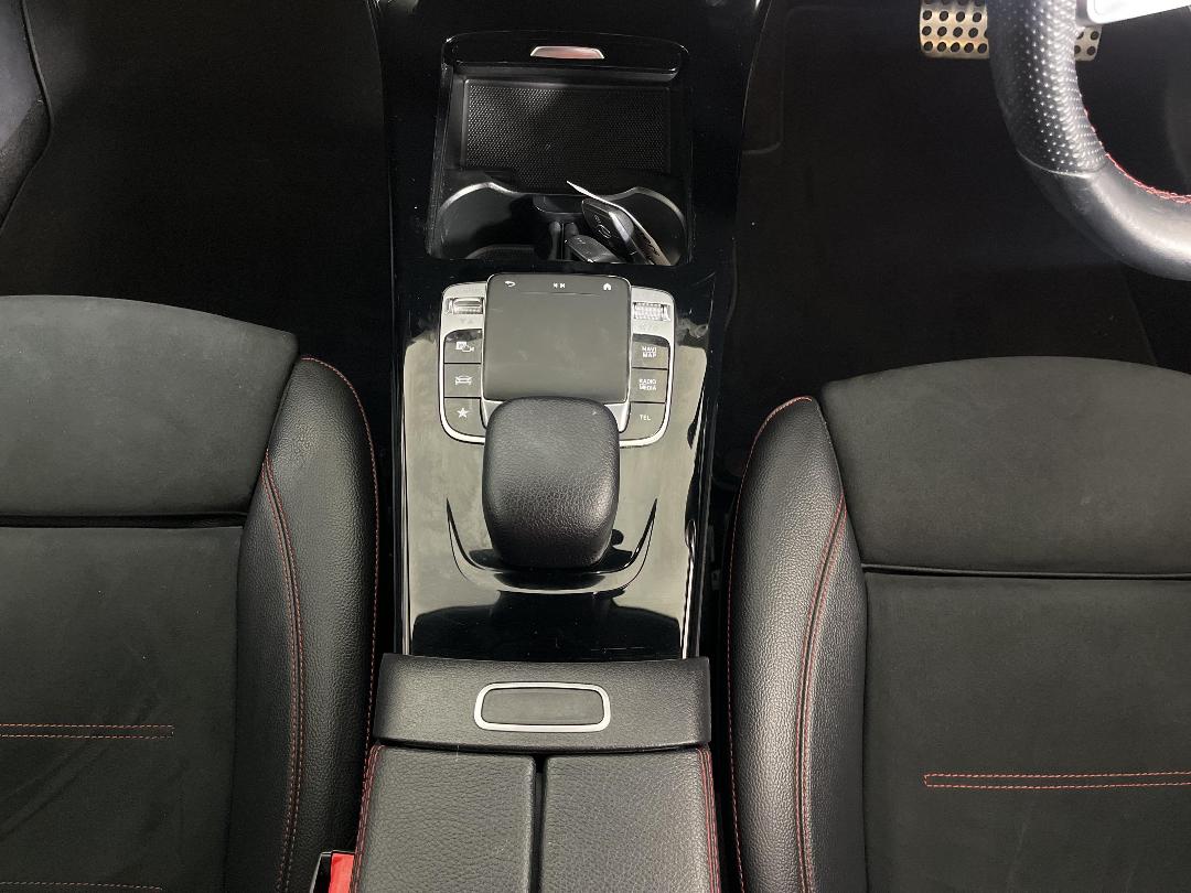 Photo '23' of Mercedes-Benz A180