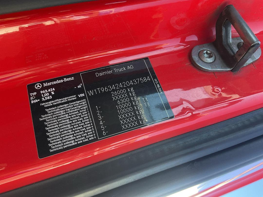 Photo '19' of Mercedes-Benz ACTROS 2663 LS 6 X 4 Tractor Unit