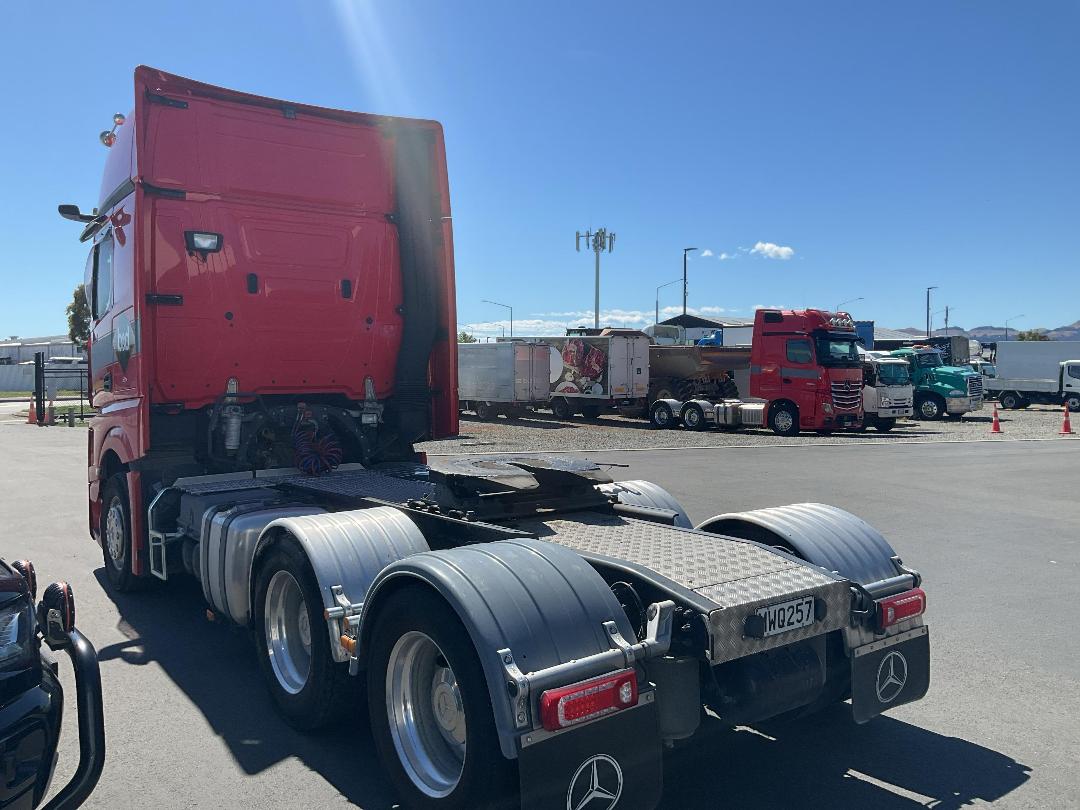 Photo '4' of Mercedes-Benz ACTROS5 2663 LS 6 X 4 Tractor Unit