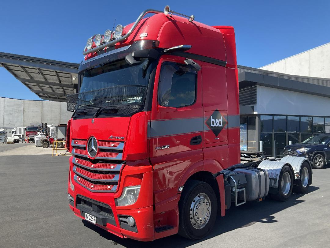 Photo '5' of Mercedes-Benz ACTROS5 2663 LS 6 X 4 Tractor Unit