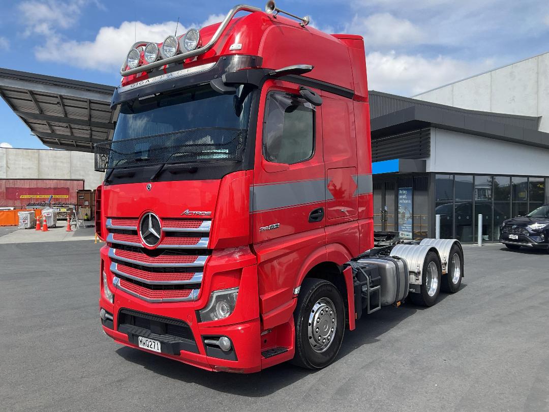 Photo '5' of Mercedes-Benz ACTROS5 2663 LS 6 X 4 Tractor Unit