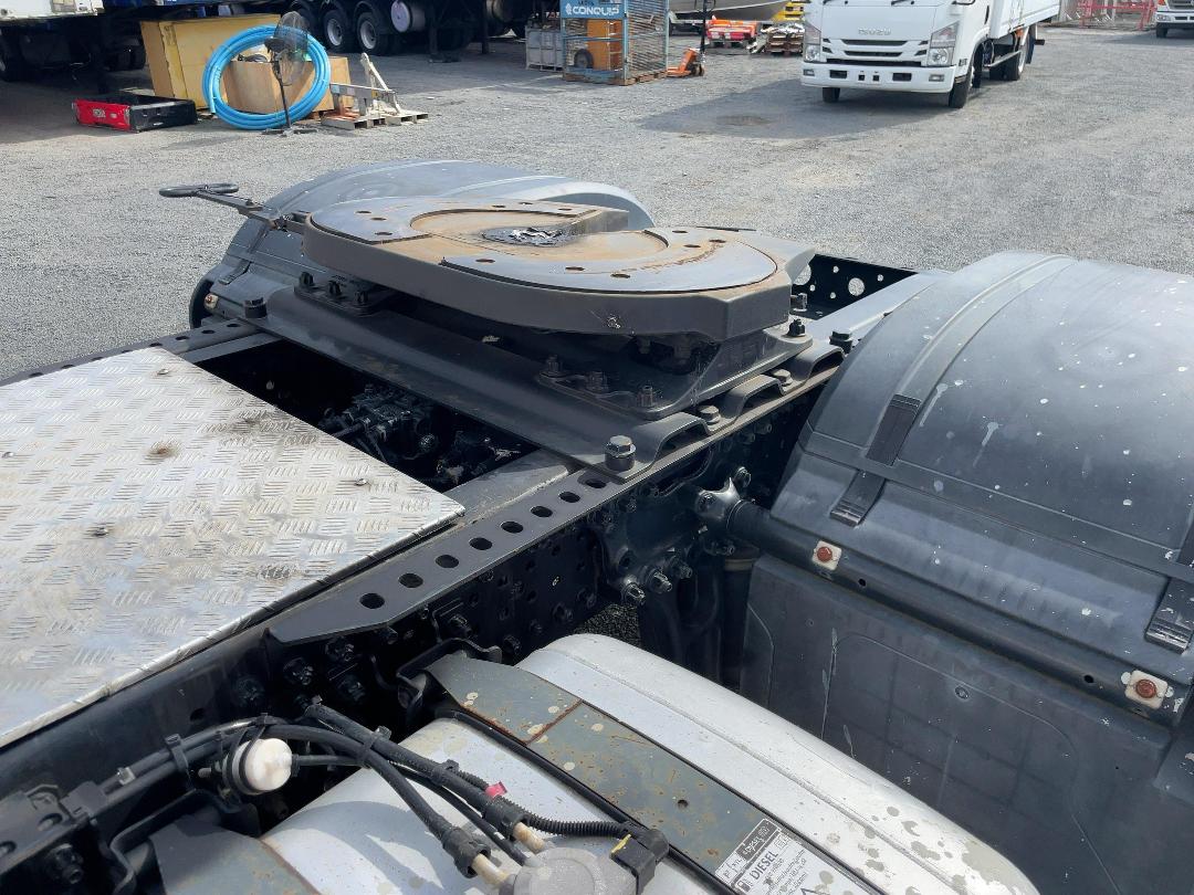 Photo '28' of Mercedes-Benz ACTROSD 5 1832 LS 4X2 Tractor Unit