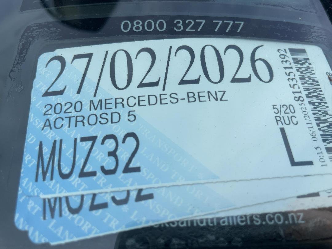 Photo '34' of Mercedes-Benz ACTROSD 5 1832 LS 4X2 Tractor Unit