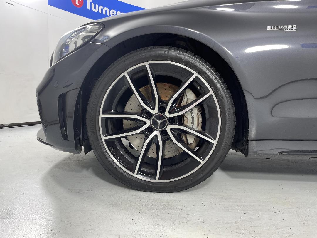 Photo '10' of Mercedes-Benz C-Class Photo '10' of Mercedes-Benz C-Class