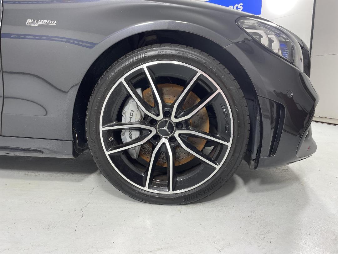 Photo '9' of Mercedes-Benz C-Class Photo '9' of Mercedes-Benz C-Class