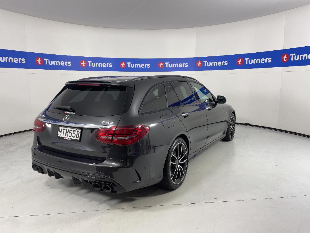 Photo '7' of Mercedes-Benz C-Class Photo '7' of Mercedes-Benz C-Class