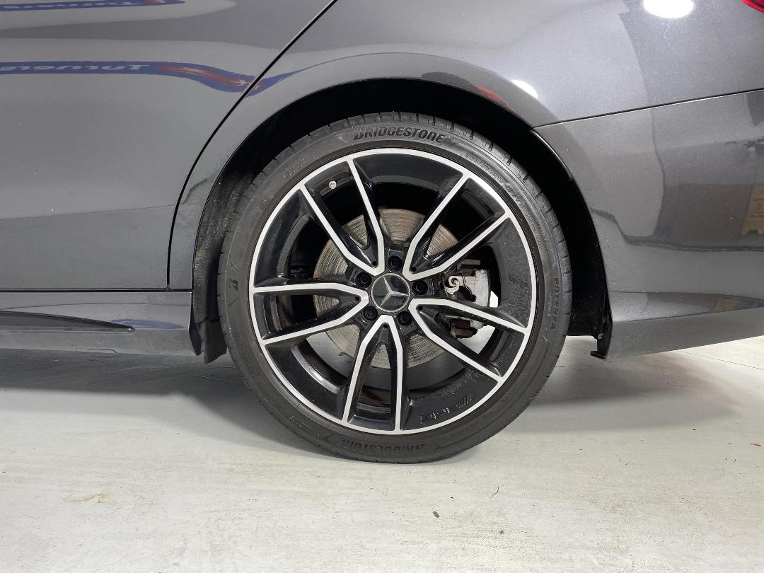 Photo '11' of Mercedes-Benz C-Class Photo '11' of Mercedes-Benz C-Class