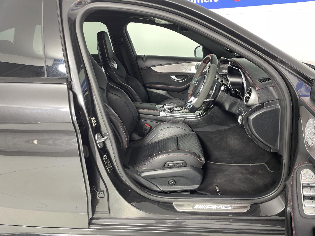 Photo '16' of Mercedes-Benz C-Class Photo '16' of Mercedes-Benz C-Class