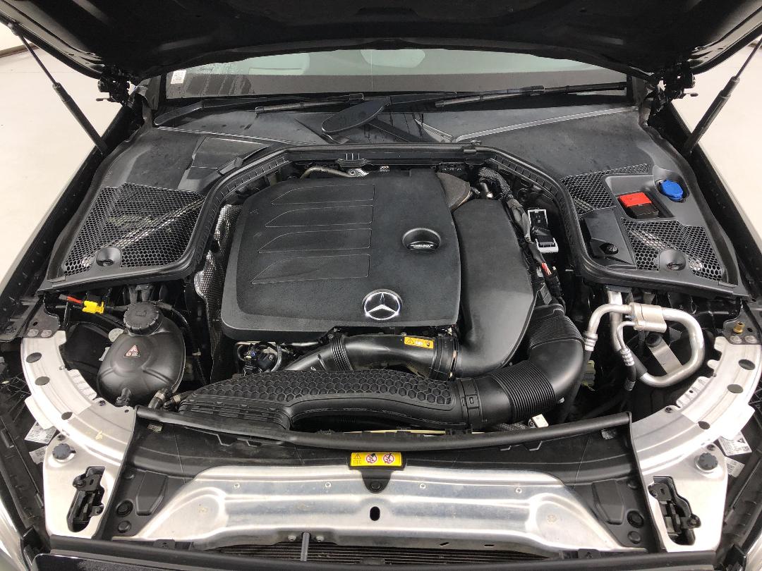 Photo '13' of Mercedes-Benz C-Class