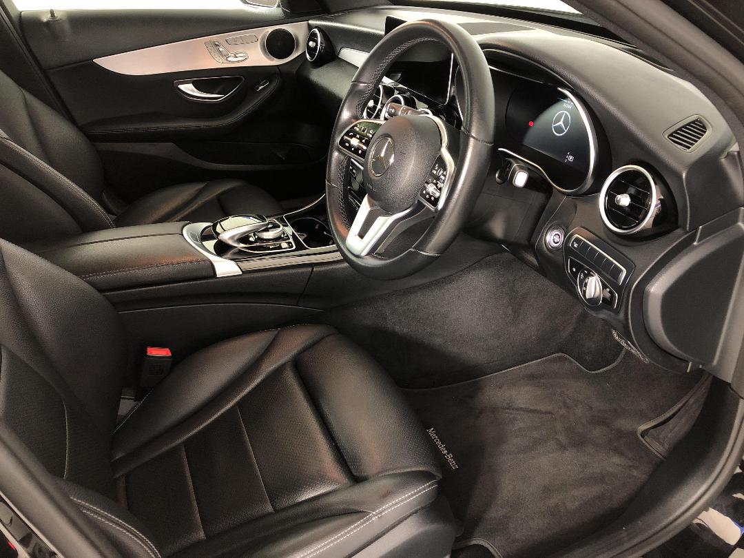 Photo '16' of Mercedes-Benz C-Class