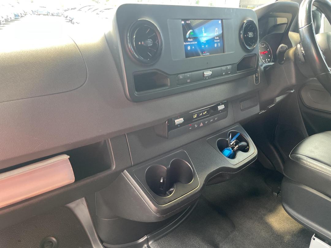 Photo '18' of Mercedes-Benz Sprinter