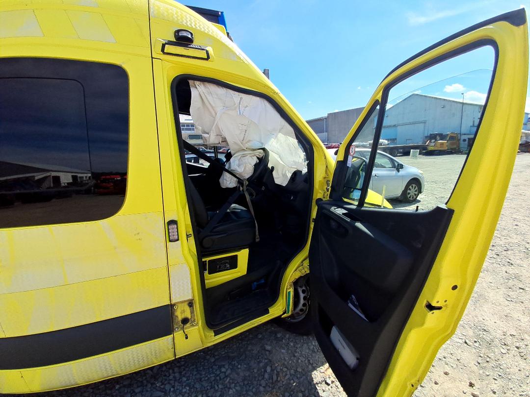 Photo '9' of Mercedes-Benz Sprinter 419 MWB ST JOHN VAN Ambulance