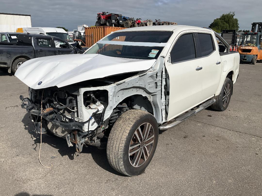 Photo '3' of Mercedes-Benz X-Class Power 4WD