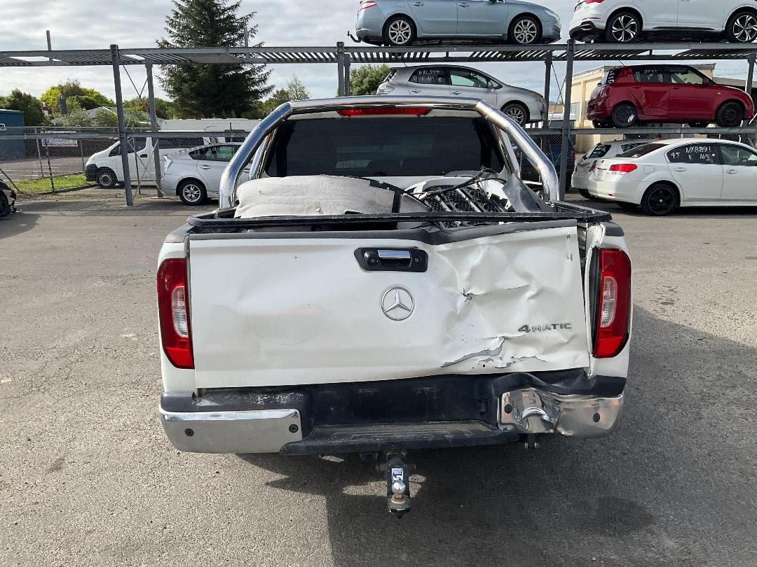 Photo '5' of Mercedes-Benz X-Class Power 4WD