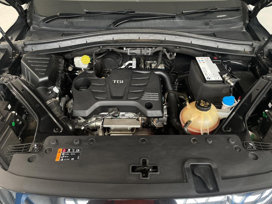 Photo '13' of MG HS Photo '13' of MG HS