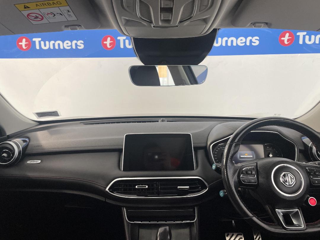 Photo '17' of MG HS Photo '17' of MG HS