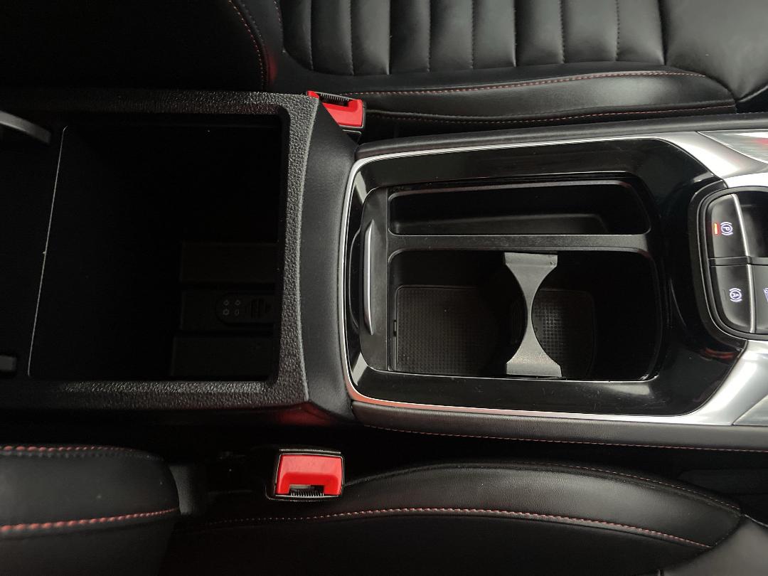 Photo '32' of MG HS Photo '32' of MG HS