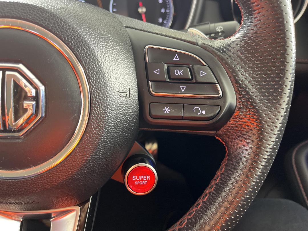 Photo '26' of MG HS Photo '26' of MG HS