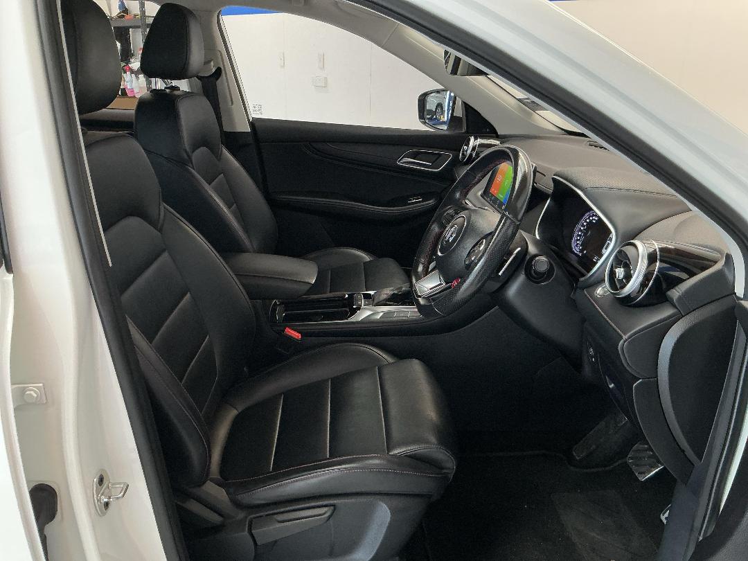 Photo '16' of MG HS Photo '16' of MG HS