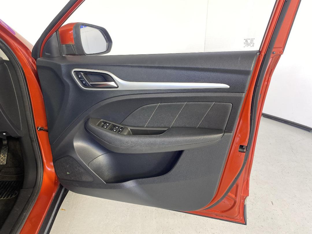 Photo '15' of MG ZS Photo '15' of MG ZS