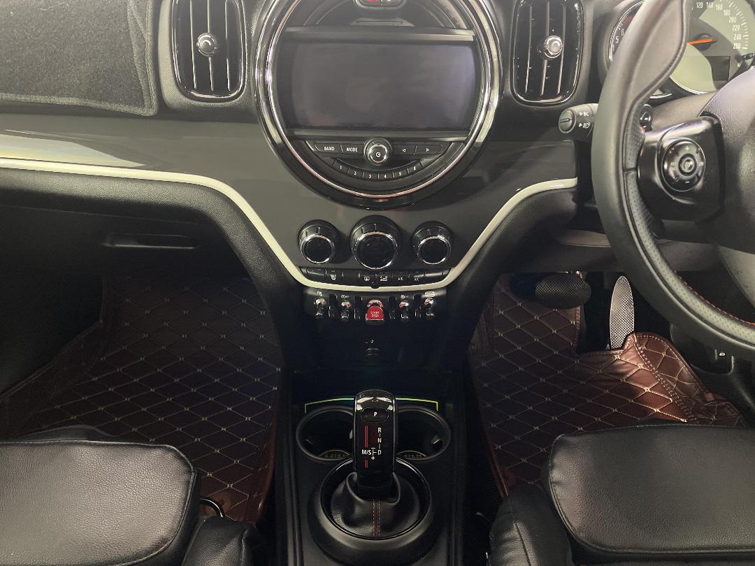 Photo '18' of Mini Countryman Photo '18' of Mini Countryman