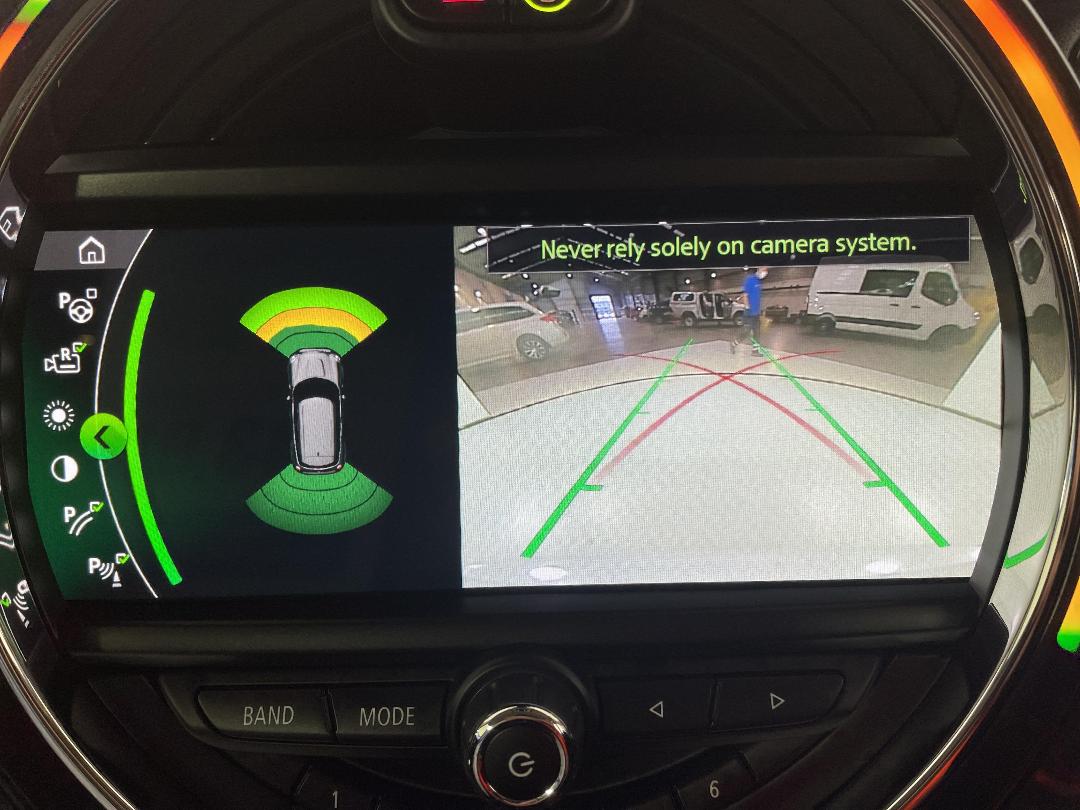 Photo '29' of Mini Countryman Photo '29' of Mini Countryman