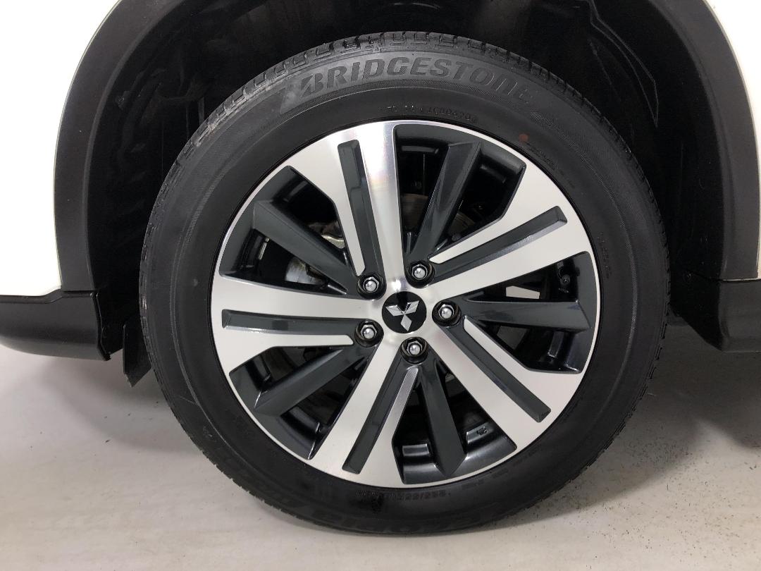 Photo '10' of Mitsubishi ASX