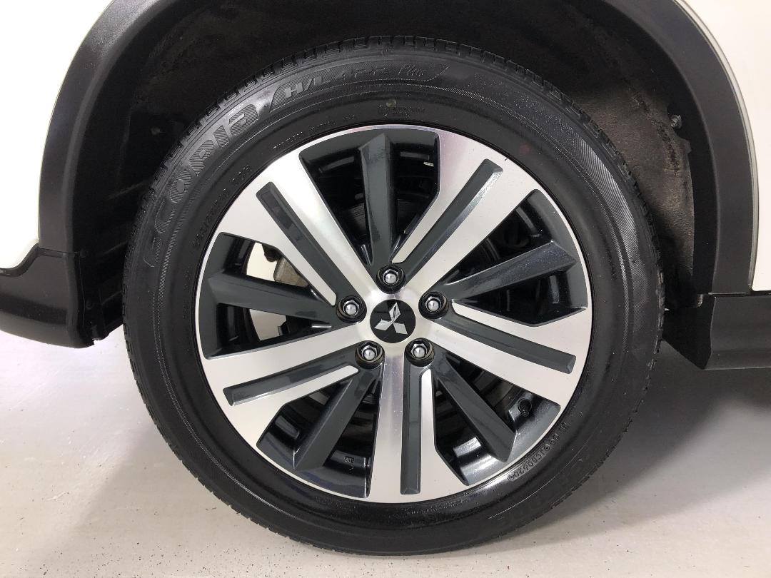 Photo '12' of Mitsubishi ASX