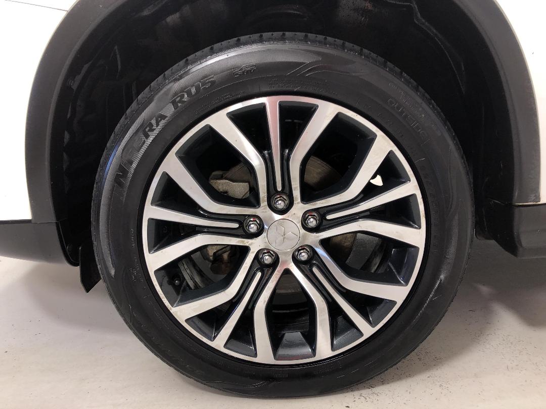 Photo '10' of Mitsubishi ASX