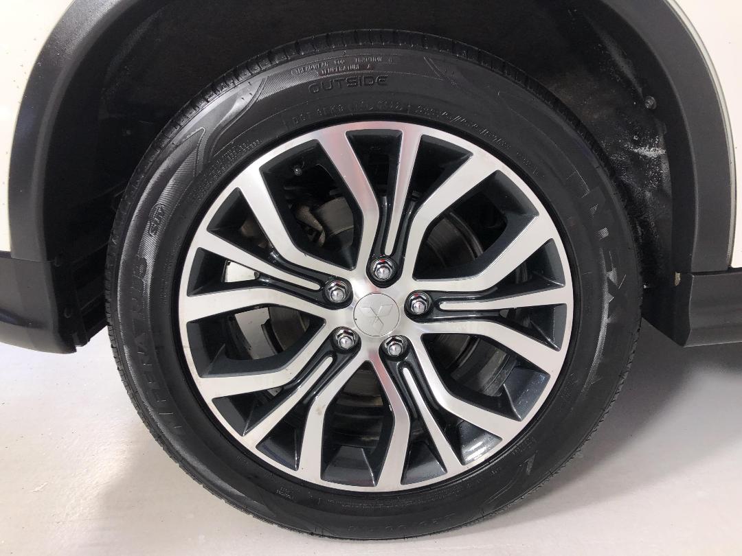 Photo '12' of Mitsubishi ASX