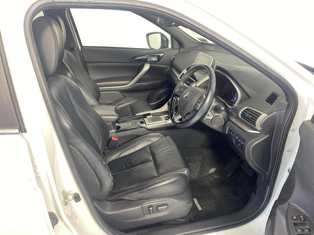 Photo '16' of Mitsubishi Eclipse Cross Photo '16' of Mitsubishi Eclipse Cross