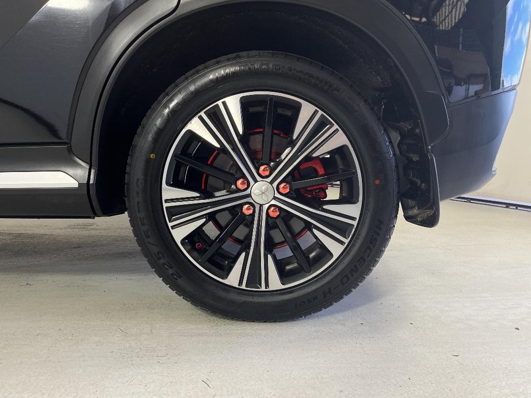 Photo '11' of Mitsubishi Eclipse Cross Photo '11' of Mitsubishi Eclipse Cross