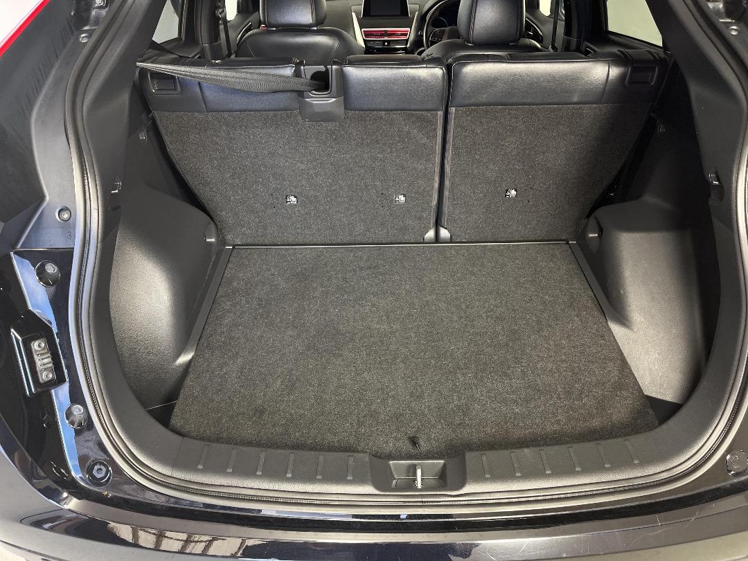 Photo '14' of Mitsubishi Eclipse Cross Photo '14' of Mitsubishi Eclipse Cross