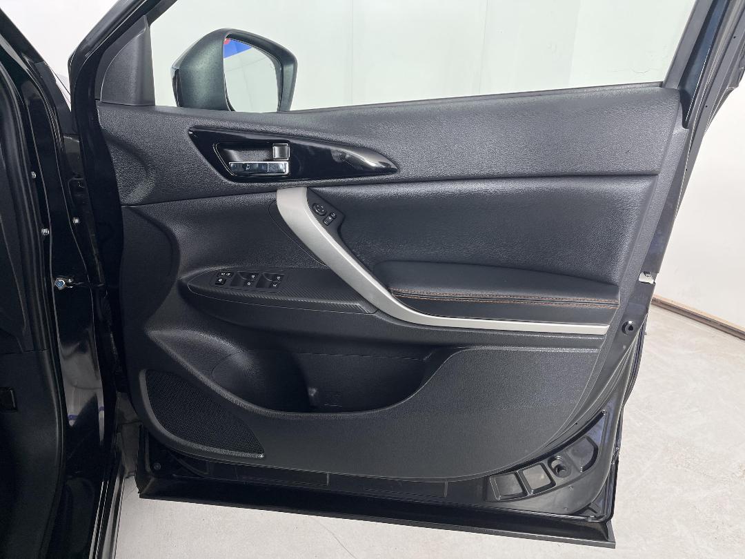 Photo '15' of Mitsubishi Eclipse Cross Photo '15' of Mitsubishi Eclipse Cross