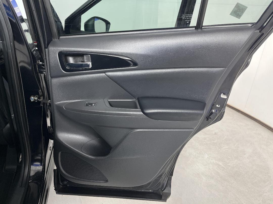 Photo '19' of Mitsubishi Eclipse Cross Photo '19' of Mitsubishi Eclipse Cross