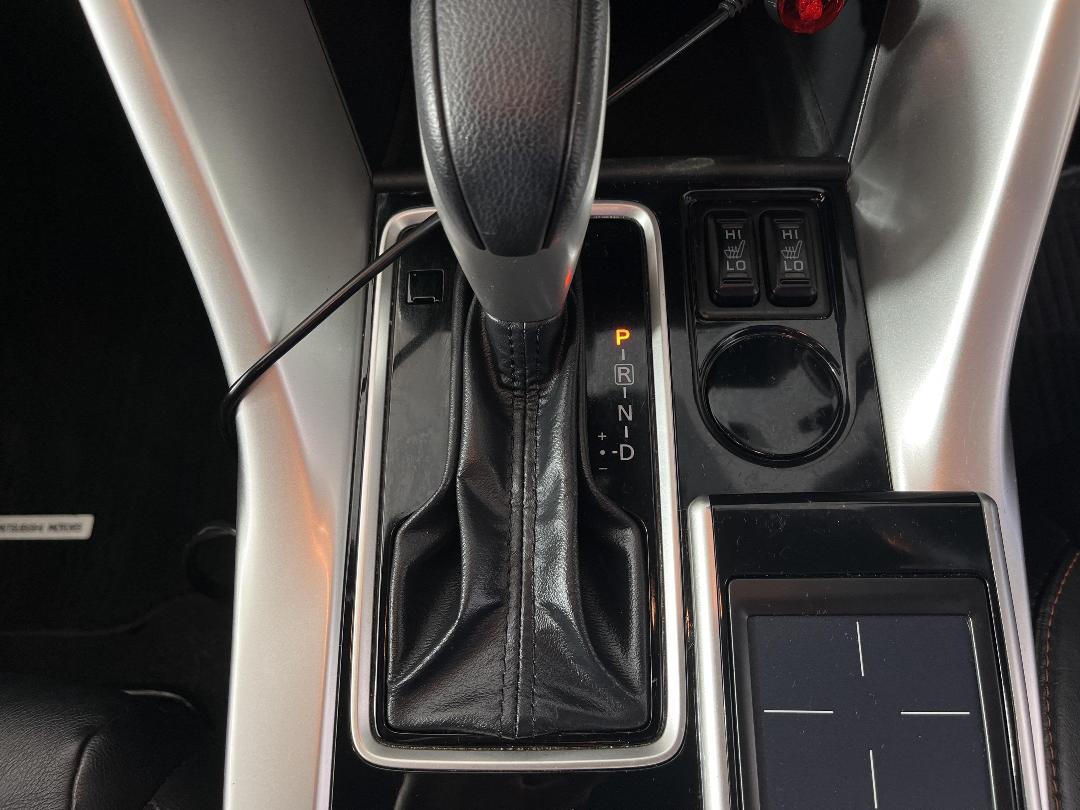 Photo '31' of Mitsubishi Eclipse Cross Photo '31' of Mitsubishi Eclipse Cross